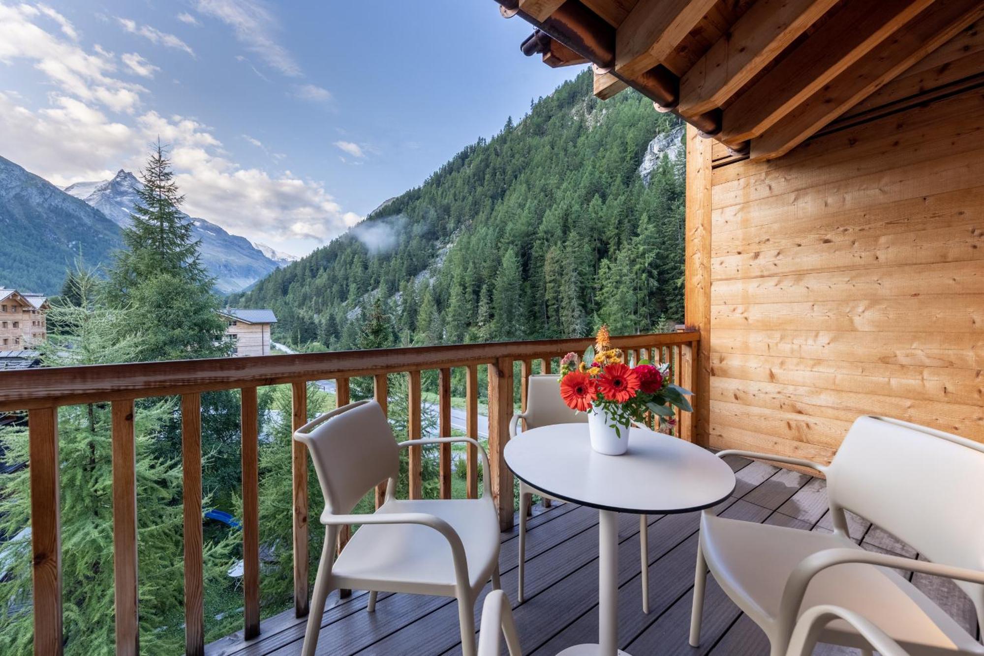 Swisspeak Resorts Ціналь Екстер'єр фото